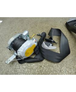 Sicherheitsgurt VR vorne rechts 888203Z000 159Tkm Hyundai i40 1.7 13.1618.011