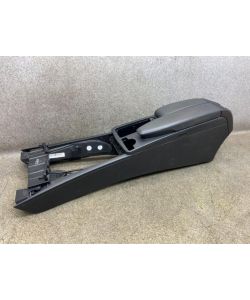 Mittelkonsole Armlehne A2046800150 144Tkm Mercedes W204 C200 11.1865.054