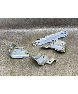 Halter Kotflügel vorne links 131Tkm Mercedes W222 S350 CDI 15.1940.223