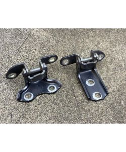 Türscharnier hinten links 165Tkm Toyota Avensis T27 1.8 Kombi 13.1893.100
