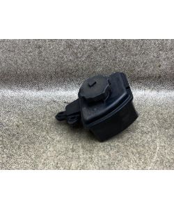 Servoölbehälter A2044660102 Servolenkung Mercedes X204 250 CDI 11.1899.216