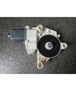 Fensterhebermotor VL vorne links A2469065100 Mercedes W246 B200 2013 13.1835.183