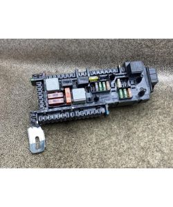 Sicherungskasten 0-1670658-1 Relais 136Tkm Mercedes W204 C180 14.1948.009