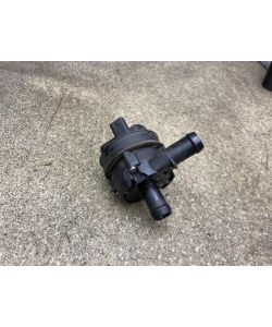 Zusatzwasserpumpe A0005000686 Pumpe 0392023206 42Tkm Mercedes W176 15.1962.036