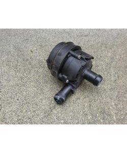 Zusatzwasserpumpe A0005000686 0392023206 140Tkm Mercedes W246 B200 13.1835.064