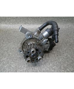 Einspritzpumpe 03L130755L 0445010526 03L145533A VW Passat 3C B7 TDI 14.1777.196
