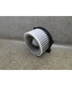 Heizungsgebläse F00S3B2474 F00S330106 Lüfter 113Tkm Kia Ceed 1.4 JD 16.1758.001