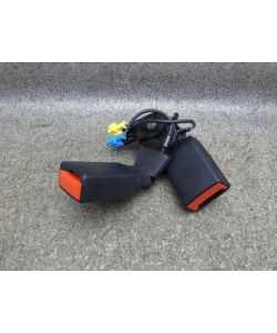 Gurtschloss H hinten A1768600469 188Tkm Mercedes W176 A180 13.1819.033