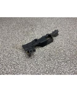 Halter Stoßstange vorne rechts 4G0807284 Audi A6 C7 4G Avant 15.1971.124