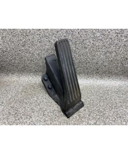 Gaspedal A2043000304 176Tkm Mercedes X204 GLK 350 13.1973.008
