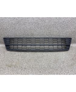 Gitter vorne unten 5L0853677 Abdeckung 151Tkm Skoda Yeti 1.4 TSI 15.1975.135