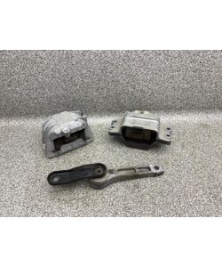 Motorhalter Motorlager 1K0199555L 151Tkm Skoda Yeti 1.4 TSI 15.1975.109