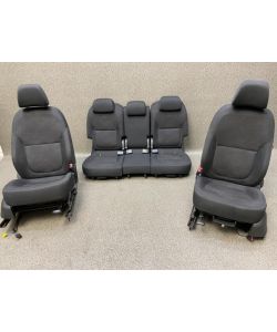 Sitzgarnitur Sitze Sitz Stoffsitze 151Tkm Skoda Yeti 1.4 TSI 15.1975.052