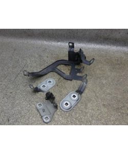Halter Kotflügel vorne rechts Träger BMW F11 525D 5K Touring 11.1811.018