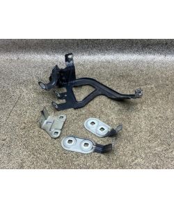 Halter Kotflügel vorne links 166Tk BMW 5er F11 530D Touring 13.1866.096