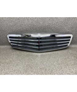 Kühlergrill Frontgrill A2048801283 Chrom 75Tkm Mercedes W204 C180 11.1983.069