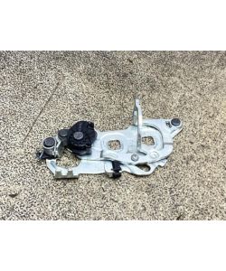 Schließbügel Schließplatte Heckklappe hinten Mercedes W218 CLS 350 11.1872.014