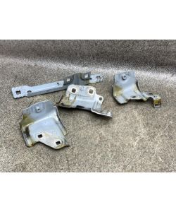 Halter Kotflügel vorne rechts 131Tkm Mercedes W222 S350 CDI 15.1940.224