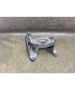 Halter Antriebswelle vorne rechts Halterung Nissan Leaf Elektro ZE0 16.1956.154