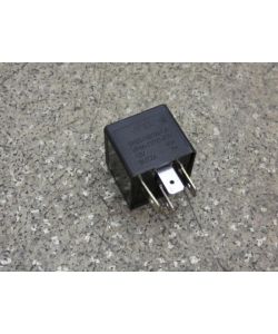 Relais DH22-14B192-CA 1726511B VF4A-11F21-Z33 40A Jaguar F-Type P300 17.1800.122