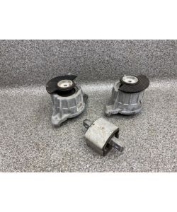 Motorhalter Motorlager A2042404217 Halter 75Tkm Mercedes W204 C180 11.1983.150