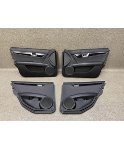 Türverkleidung Satz Verkleidungen Türpappen 75Tkm Mercedes W204 C180 11.1983.100