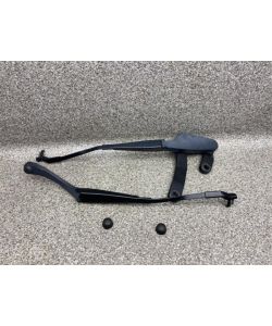 Scheibenwischerarme vorne A2048200044 A2048201544 Mercedes W204 C180 11.1983.037