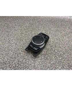 Bedieneinheit iDrive 9350723 Multimedia Radio BMW F11 F10 5er 520D 15.1970.090