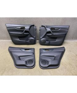 Türverkleidung vorne hinten links rechts Nissan X-Trail III T32 15.1947.205