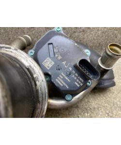 Abgaskühler AGR 04L131501C 04L131512 271Tkm VW Passat B8 3C 2.0 TDI 15.1965.143