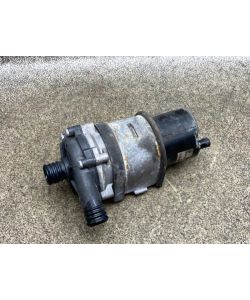 Zusatzwasserpumpe A0005000386 204Tkm Mercedes C218 W218 CLS 500 12.1877.173