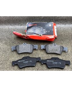 Bremsbelagsatz hinten 04828974 Bremsklötze Brembo Mercedes C218 CLS 12.1877.161
