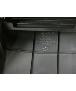 Mittelkonsole Armlehne 84671-3U000 125Tkm Kia Sportage SL 2.0 CVVT 10.1727.045