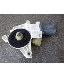Fensterhebermotor VR A2518200742  Mercedes Sprinter W903 313 CDI 06.1698.138