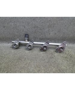 Einspritzleiste A2700701595 A2700780645 50Tkm Mercedes W117 CLA250 15.1823.111