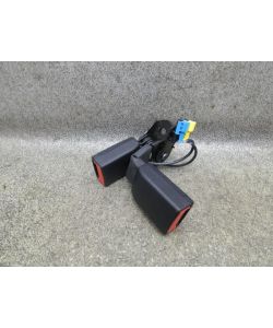 Gurtschloss H hinten A1768600469 50Tkm Mercedes W117 CLA250 15.1823.021
