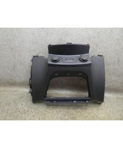 USB AUX iPod 12V 84760-A6000 55Tkm Hyundai i30 GD 1.4 blue 15.1745.037