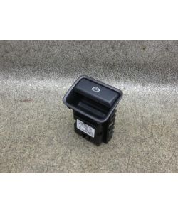 Schalter Feststellbremse A2469050451 50Tkm Mercedes W117 CLA 250 AMG 15.1823.115