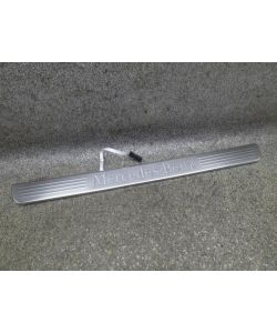 Einstiegsleiste VL vorne links A1766805800 Mercedes W117 CLA250 AMG 15.1823.089