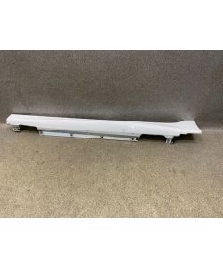 Seitenschweller links 8057913 Alpinweiß 3 300 BMW 2er F45 218i 16.1937.162