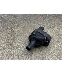 Zusatzwasserpumpe A2118350028 295Tkm Mercedes C218 W218 CLS 350 CDI 12.1873.121