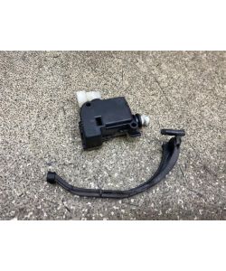 Stellmotor Tankklappe 13501151 122Tkm Opel Insignia A Facelift 15.1911.012