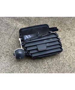 Luftdüse mitte links 682600031R 133Tkm Renault Grand Scenic III JZ 13.1941.175