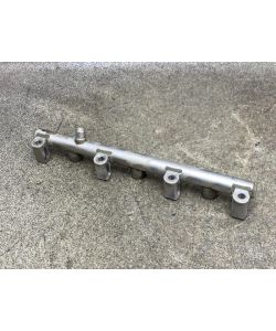 Einspritzleiste rechts 000283629 Maserati Ghibli III M156 M157 3.0 15.1939.263