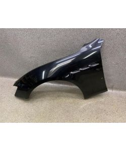 Kotflügel vorne links def Maserati Ghibli III M156 15.1939.244