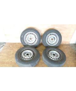 Sommerreifen Stahlfelgen 215/65 R16C 106/104T 2 Stahlfelge VW T5 7HC 07.1217.004