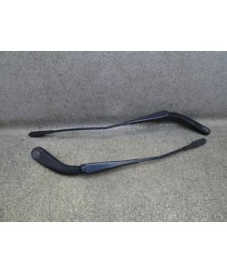 Scheibenwischerarm V vorne 7260474 7260469 115Tk BMW F30 F31 316i 3L 13.1791.061