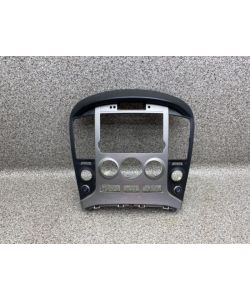 Blende Armaturenbrett Mittelkonsole Rahmen def Hyundai H-1 Travel 12.1977.037