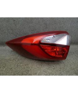 Rückleuchte DEF rechts 92402-D31 R 35Tkm Hyundai Tucson TL 1.6 GDI 17.1728.036
