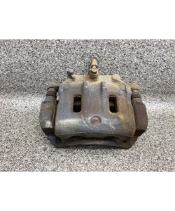 Bremssattel vorne rechts Bremsklötze 135Tkm Chevrolet Captiva 2.2D 13.1981.216